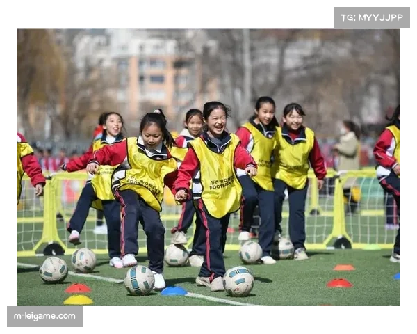 女孩足球节推动女足基层发展，提升参与度与热情