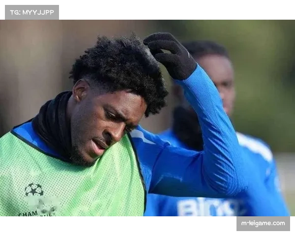 迪萨西租借加盟西汉姆联后防补强应对保级压力